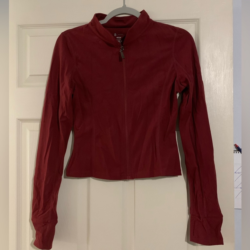 BUFFBUNNY Cropped Zip up